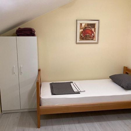 Hostel Jedvaj Крапина Екстериор снимка