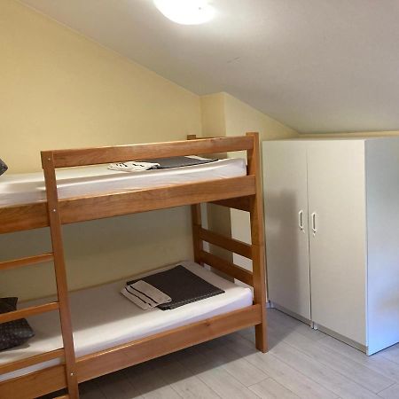 Hostel Jedvaj Крапина Екстериор снимка
