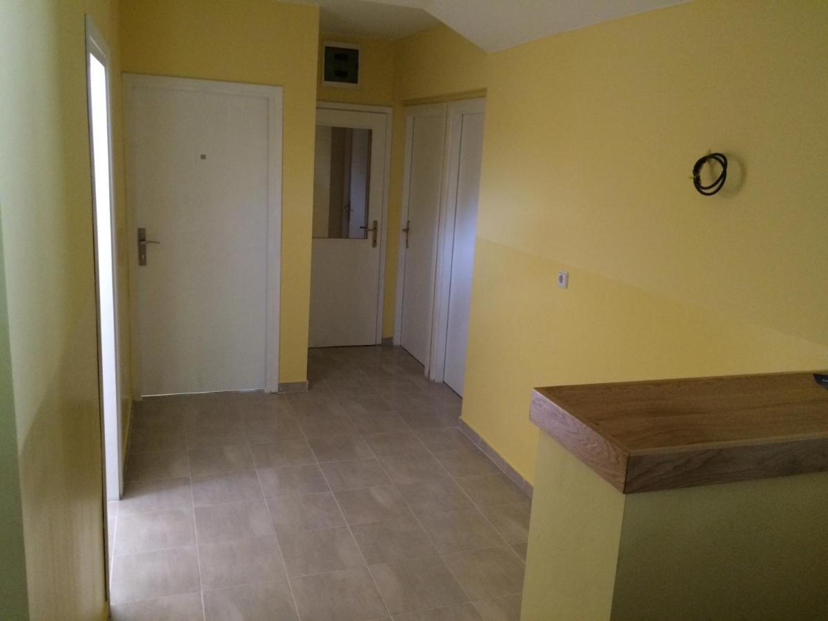 Hostel Jedvaj Крапина Екстериор снимка