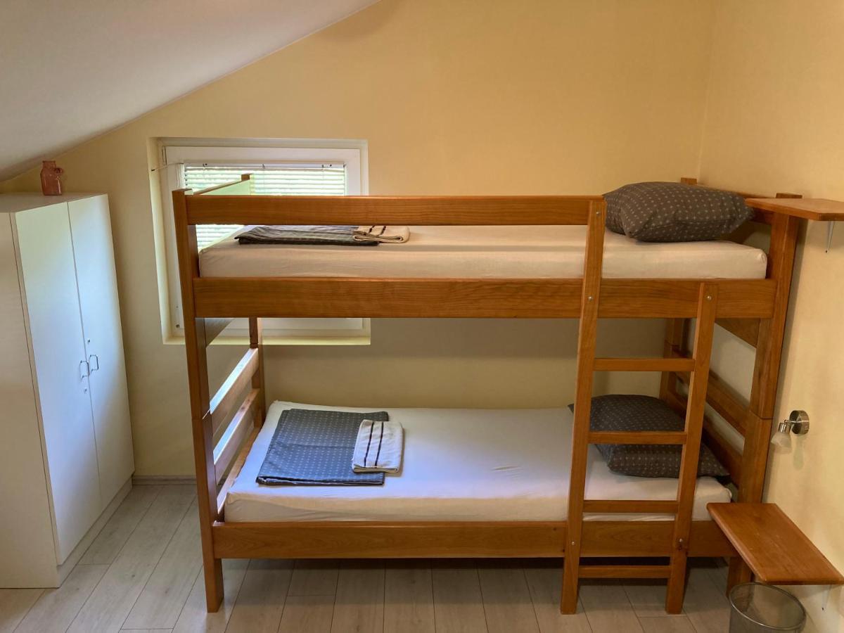 Hostel Jedvaj Крапина Екстериор снимка